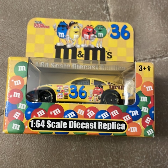 Car - Picture 2 of 4